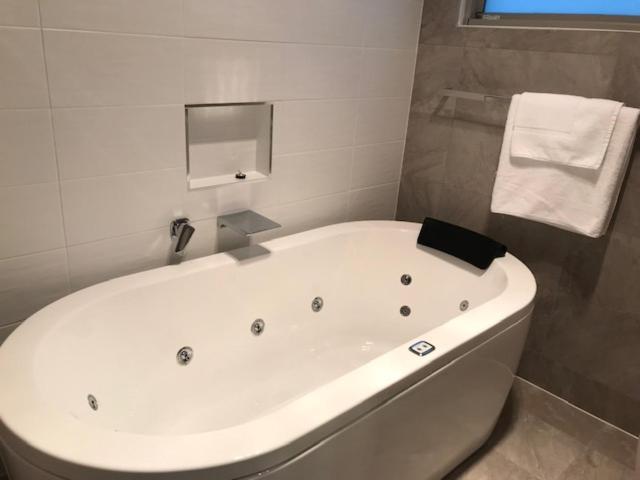 Bridal Falls Cottage ليورا المظهر الخارجي الصورة